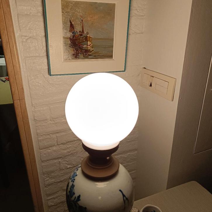 Lampe de table bleue Delft, Antiquités & Art, Curiosités & Brocante, Enlèvement ou Envoi