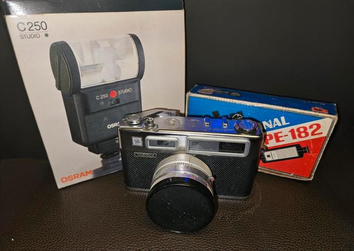 Yashica Electro 35 camera, samen met een Osram C 250, Audio, Tv en Foto, Fotocamera's Analoog, Ophalen
