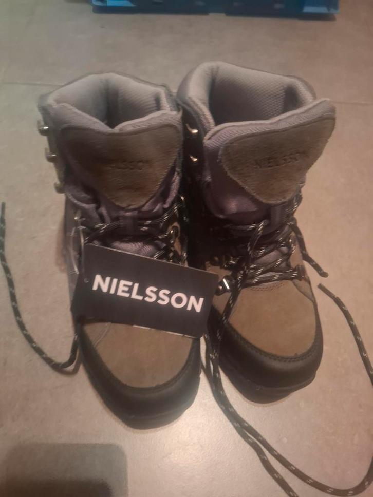 Wandelschoenen NIEUW maat 41 merk nielsson, Kleding | Heren, Schoenen, Nieuw, Wandelschoenen, Ophalen of Verzenden