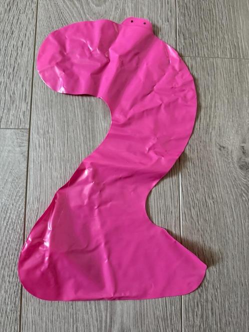 Opblaasbaar cijfer 2 (roze en geel), Hobby en Vrije tijd, Feestartikelen, Gebruikt, Versiering, Ophalen of Verzenden