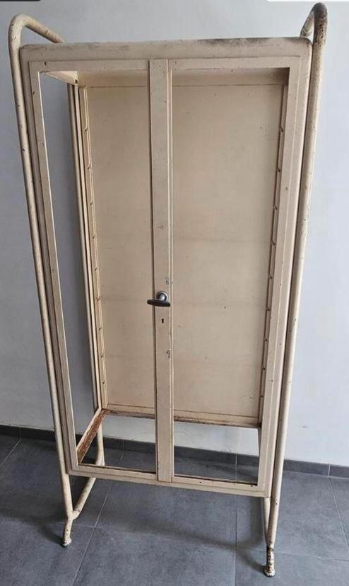 Dokter kast, Huis en Inrichting, Woonaccessoires | Kamerschermen, Zo goed als nieuw, Ophalen