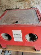 Zandstraalcabine breedte 58, 50 diep en 30 hoog, Ophalen, Gebruikt