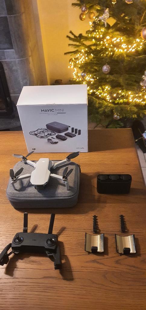 DJI Mavic Mini - Fly More Combo - Très bon état, TV, Hi-fi & Vidéo, Drones, Comme neuf, Enlèvement ou Envoi
