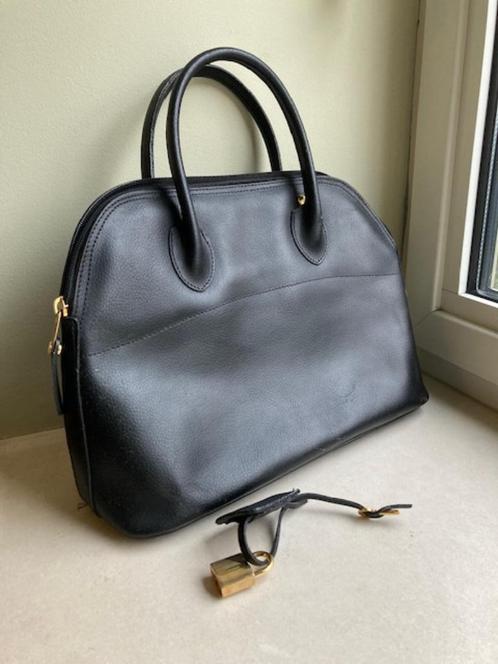Handtas, Handtassen en Accessoires, Tassen | Damestassen, Zo goed als nieuw, Handtas, Zwart, Ophalen