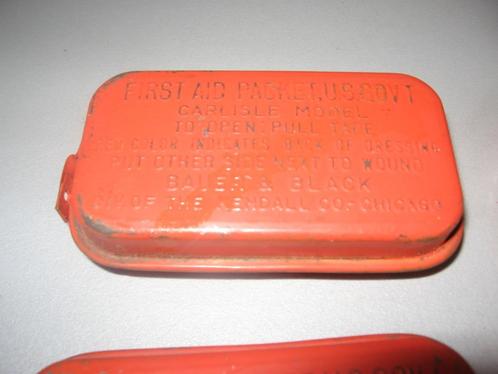 Anciennes boîtes "urgences pharmaceutiques" en fer, stériles, Collections, Objets militaires | Général, Autres, Enlèvement ou Envoi
