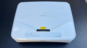 VIDEOPROJECTEUR ULTRA COURTE FOCALE beschikbaar voor biedingen