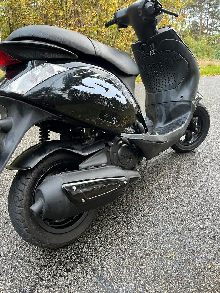 Piaggio zip 172 a klasse, Fietsen en Brommers, Scooters | Piaggio, Zo goed als nieuw, Zip, Klasse A (25 km/u), Tweetakt, Ophalen