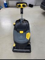 Schrobmachine Kärcher, Doe-het-zelf en Bouw, Ophalen, Zo goed als nieuw, Schrobmachine