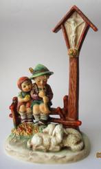 M I Hummel: 28 /ll -Wayside Devotion- TMK-8 -LARGE-19½ cm., Verzamelen, Verzenden