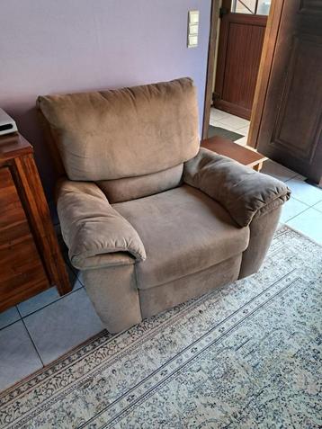 Relax zetel  beschikbaar voor biedingen