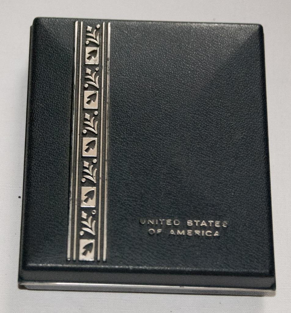 Department of the Army Civilian Service Achievement Medal, Enlèvement ou Envoi, Ruban, Médaille ou Ailes