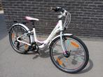CUBE Street – meisjesfiets 24”, Fietsen en Brommers, Ophalen, Cube, Handrem, Gebruikt