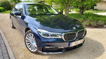 BMW 740e NIEUWSTAAT 44.950 KM, Auto's, BMW, Automaat, 4 deurs, Achterwielaandrijving, Blauw
