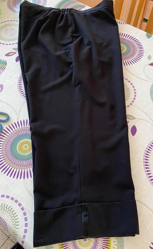 Pantalon pantacourt grande taille YESSICA Taille 54, Vêtements | Femmes, Grandes tailles, Comme neuf, Enlèvement ou Envoi