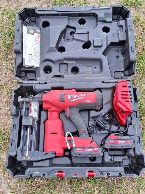 Te Huur - Milwaukee krammenschieter M18 FFUS-0C, Doe-het-zelf en Bouw, Gereedschap | Handgereedschap, Zo goed als nieuw, Ophalen