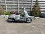 Peugeot django 125cc ( limited edition), Fietsen en Brommers, Ophalen, Zo goed als nieuw, Benzine, Peugeot
