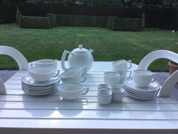 Porseleinen Koffie of Thee Servies Arzberg 24 stuks  Set/5€ beschikbaar voor biedingen
