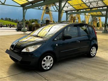Mitsubishi Colt Flair essence 71 000 km, Autos, Achat, Attache-remorque, Carnet d'entretien, Boîte manuelle