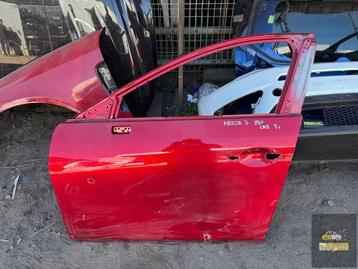Mazda 3 IV BP linker voordeur beschikbaar voor biedingen