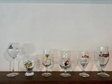 Bierglazen allerlei beschikbaar voor biedingen