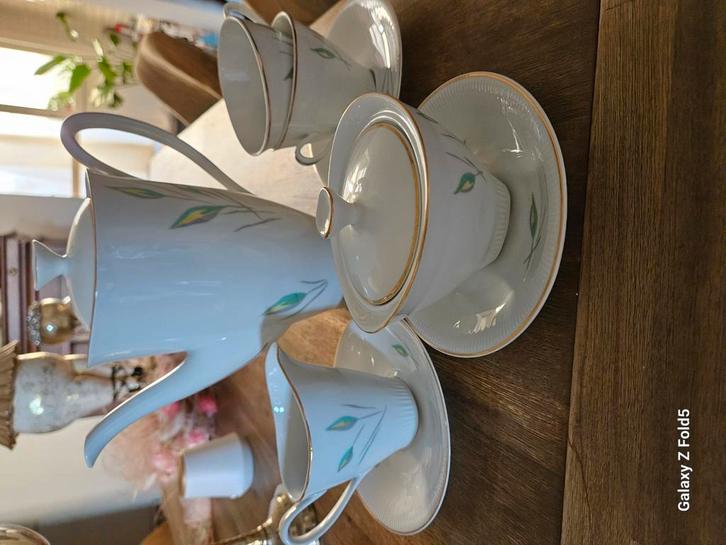 80€ Porselein 19 delig (1935), Antiek en Kunst, Antiek | Servies compleet, Ophalen