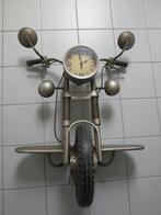 Motorklok, Huis en Inrichting, Ophalen of Verzenden, Zo goed als nieuw, Analoog, Wandklok
