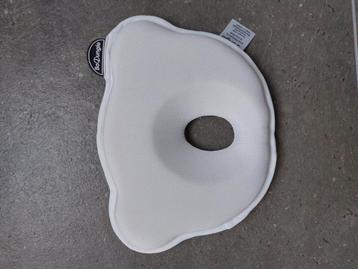 Ergonomisch kussen voor baby beschikbaar voor biedingen