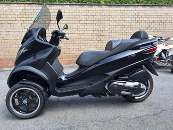 Piaggio MP3 500 ie Sport in perfecte staat met garantie beschikbaar voor biedingen