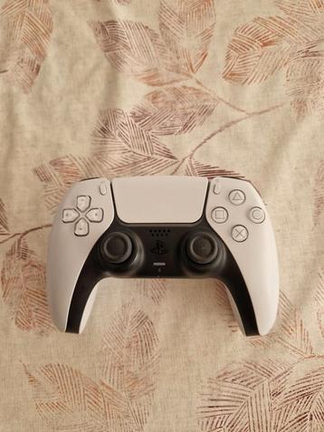 Playstation 5 controller in zeer goede staat te koop. beschikbaar voor biedingen