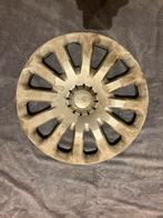 Enjoliveur Ford, Enlèvement, Utilisé