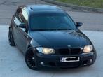 BMW 118D Très propre avec DEMANDE D'IMMATRICULATION, Auto's, Zwart, Zwart, Particulier, Euro 4