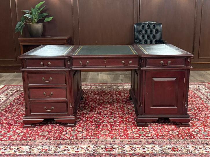 Klassiek Engels bureau (partnerdesk) #566, Huis en Inrichting, Bureaus, Bureau, Ophalen of Verzenden