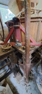 authentieke  graanmolen en graanpletter, Ophalen, Gebruikt