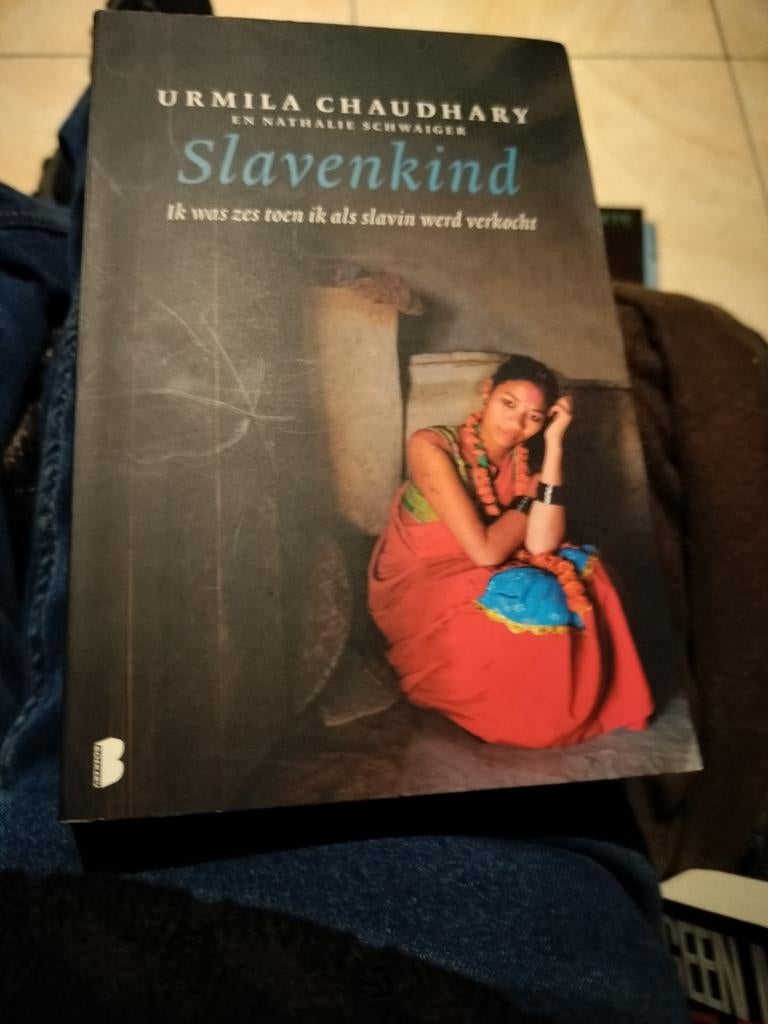 Urmila Chaudhary - Slavenkind, Ophalen, Urmila Chaudhary; Nathalie Schwaiger