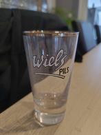 vieux verre à bière  émaillé  Wiels pils   (gros cul), Verzamelen, Biermerken, Glas of Glazen, Gebruikt, Ophalen of Verzenden