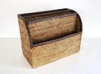 Vintage magazine holder - Rieten Krantenbak, Enlèvement ou Envoi, Comme neuf