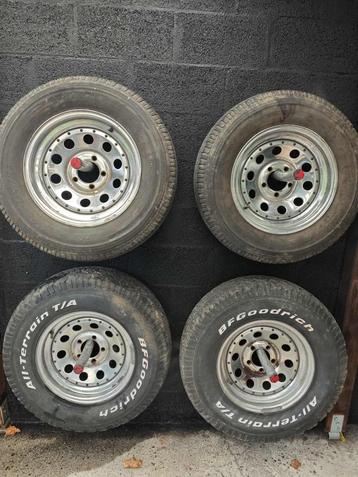 4 JEEP 5 114,3 mm Wrangler-velgen beschikbaar voor biedingen
