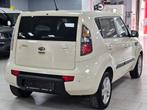 Kia Soul 1.6 CRDi Automatique Clim Mp3 Cd Garanti 12 mois, Auto's, Automaat, Stof, Gebruikt, Zwart