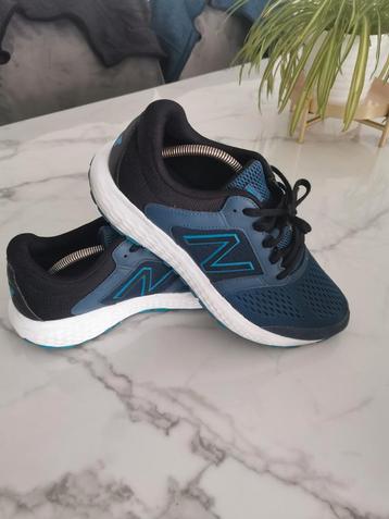 New Balance 44  beschikbaar voor biedingen