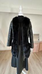 Joli blouson avec rembourrage en duvet, Vêtements | Femmes, Enlèvement ou Envoi, Porté, Taille 36 (S), Noir