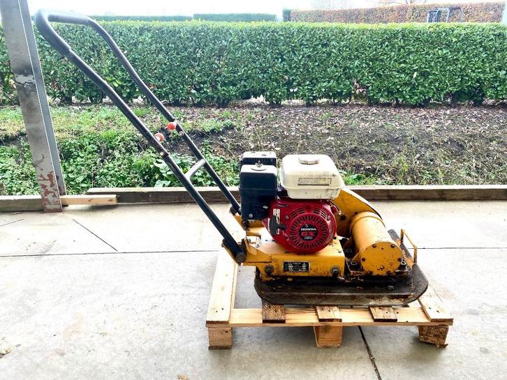 BBM Trilplaat HONDA GX160 (werkbreedte 42 cm), Doe-het-zelf en Bouw, Gereedschap | Overige machines, Gebruikt, Ophalen