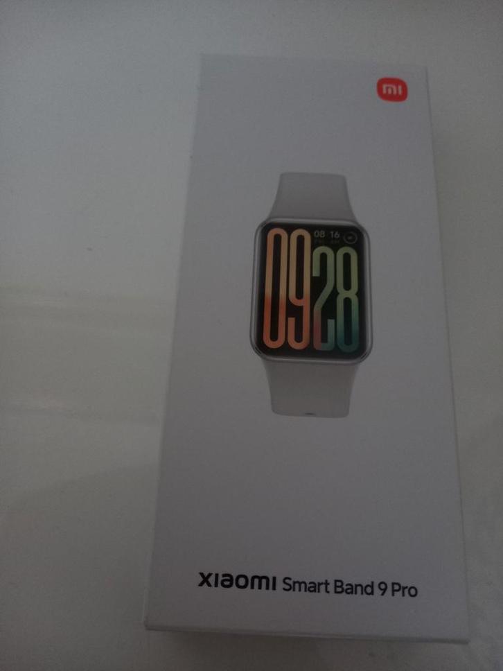 Montre connecté Xiaomi Smart Band 9 Pro, Bijoux, Sacs & Beauté, Montres connectées, Enlèvement