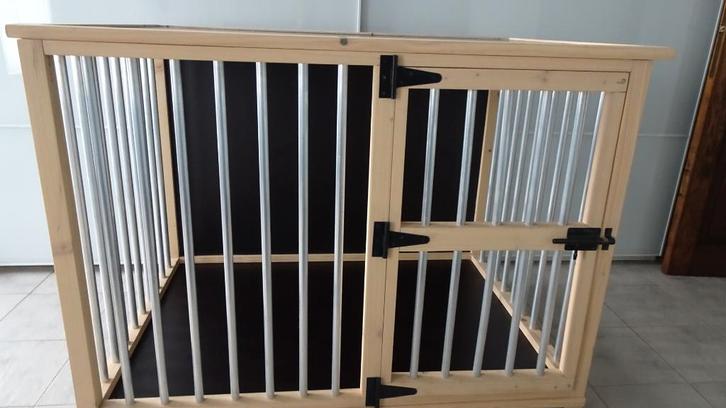 HONDENBENCH XXL, Dieren en Toebehoren, Hondenbenches, Zo goed als nieuw, Ophalen