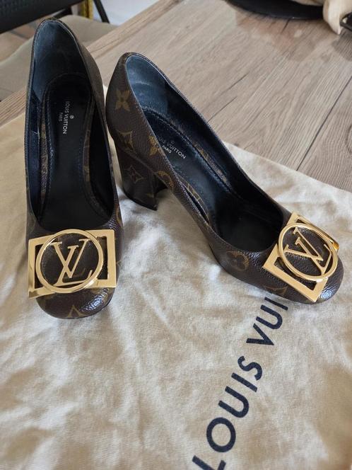 Louis Vuitton dames schoenen, Kleding | Dames, Schoenen, Zo goed als nieuw, Pumps, Bruin, Ophalen