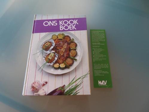 NIEUWSTAAT : Ons kookboek KVLV (1985 negende druk) met EXTRA, Livres, Livres de cuisine, Comme neuf, Entrées et Soupes, Plat principal