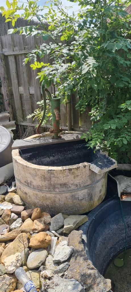 Betonnen bak met sierpomp, Tuin en Terras, Waterpartijen en Fonteinen, Gebruikt, Waterval, Ophalen