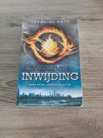 Veronica Roth - Inwijding, Ophalen of Verzenden, Gelezen, Veronica Roth