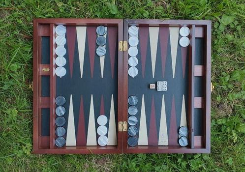 Renzo & Romagnoli Backgammon set, Hobby & Loisirs créatifs, Jeux de société | Jeux de plateau, Enlèvement