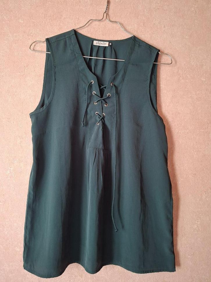 Donkergroene Only Pigalle Lace-Up Top - Maat 38, Kleding | Dames, Topjes, Zo goed als nieuw, Maat 38/40 (M), Groen, Zonder mouw