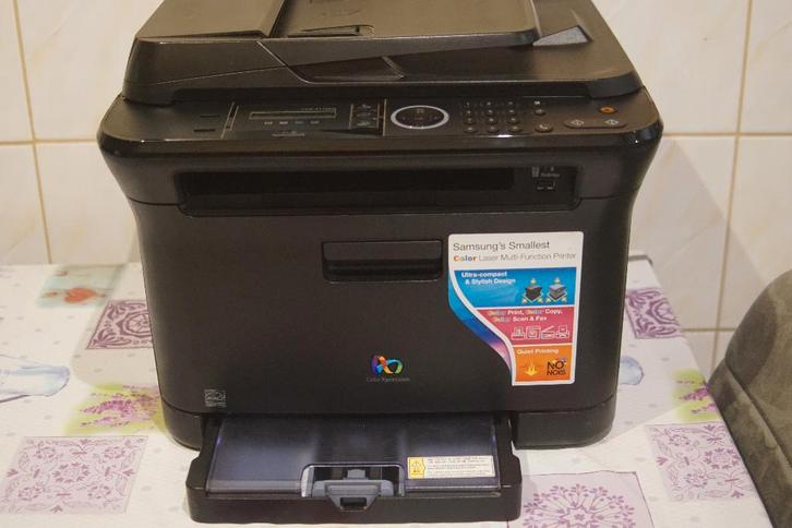 Samsung laser printer CLX-3175 + toner, Computers en Software, Printerbenodigdheden, Zo goed als nieuw, Toner, Ophalen